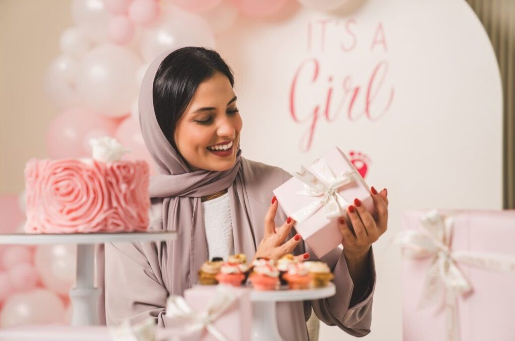 5 Tips You Must Know for Gifting A New Mom